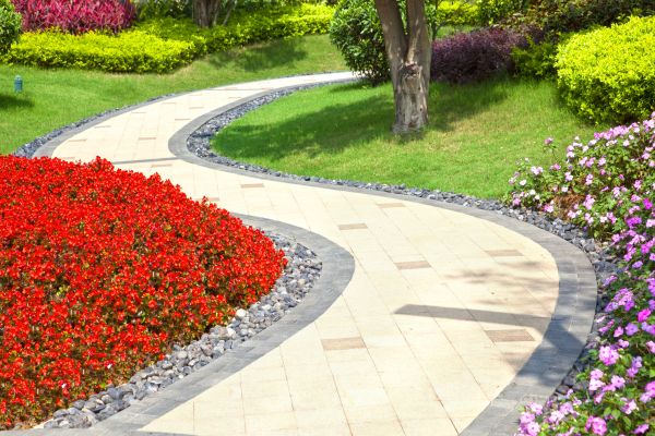 Cost of Garden Walkway Repair in Niceville